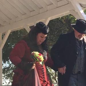 Meet your Posher, Nikki